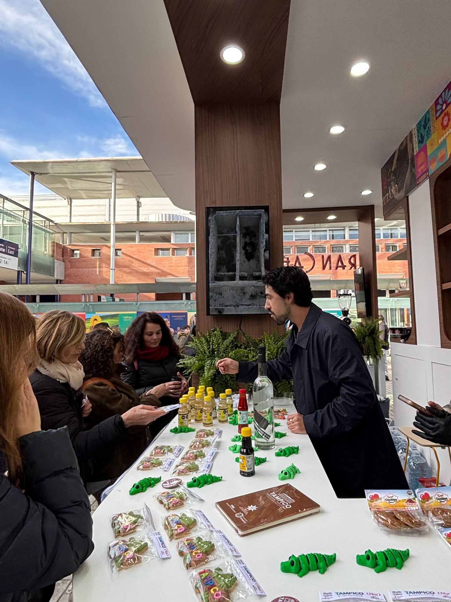FITUR (2026) · Feria Internacional · Turismo — fotografía 1 de 9